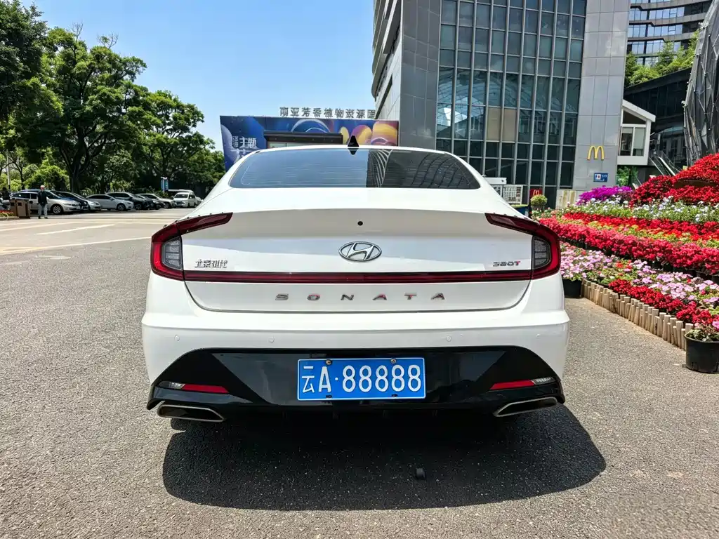 Hyundai Sonata 2021 — фото 9