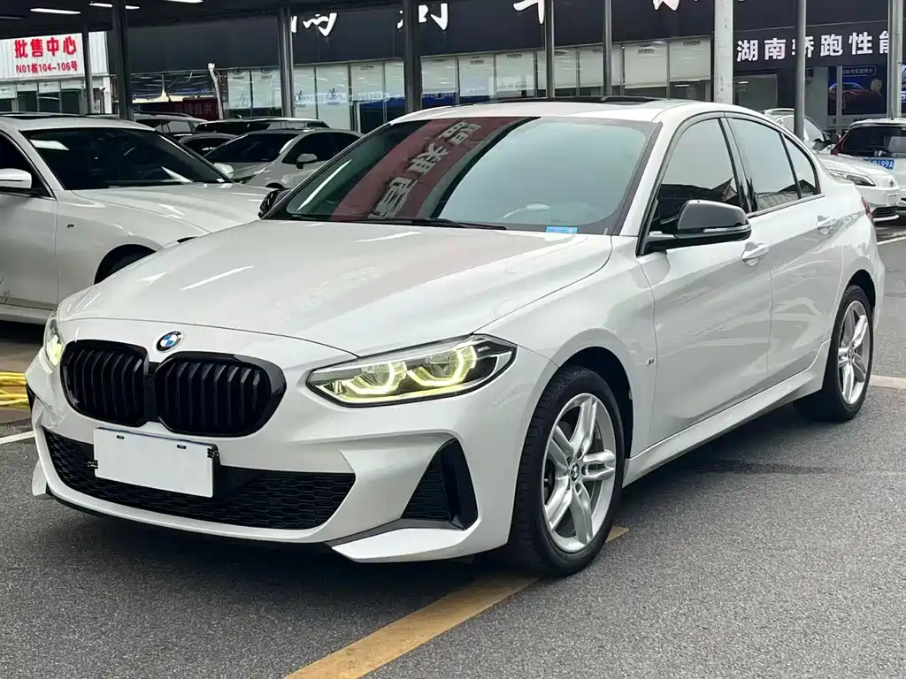 BMW 1 Series 2022