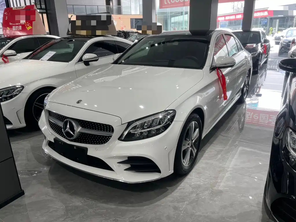 Mercedes-Benz C-Class 2020
