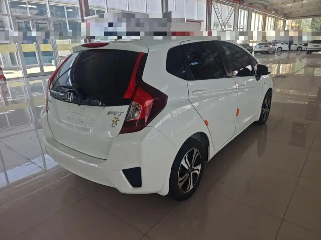 Honda Fit 2016 — фото 7