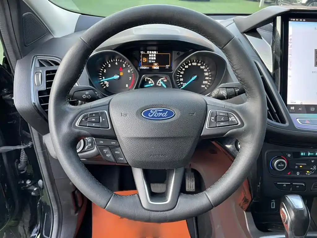 Ford Kuga 2020 — фото 18