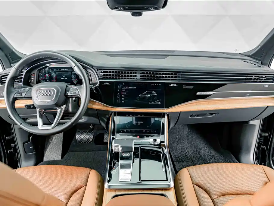 Audi Q7 2023 — фото 12