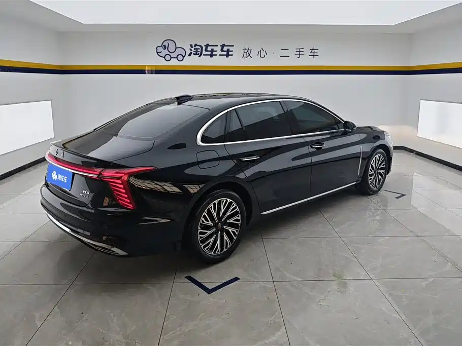 Hongqi H5 2023 — фото 3