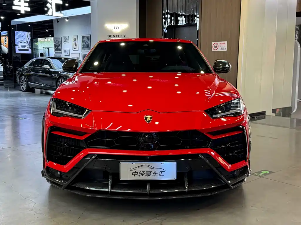 Lamborghini Urus 2019 — фото 2