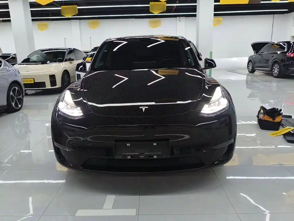 Tesla Model Y 2023 — фото 3