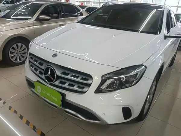 Mercedes-Benz GLA 2019