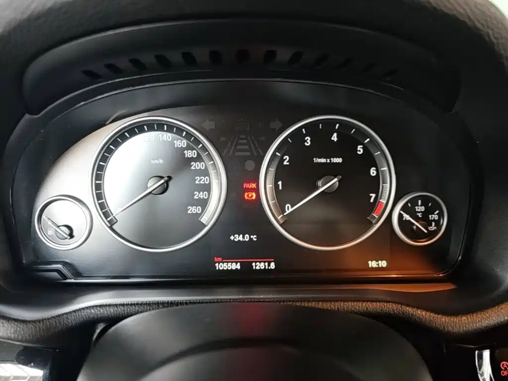 BMW X4 2017 — фото 12