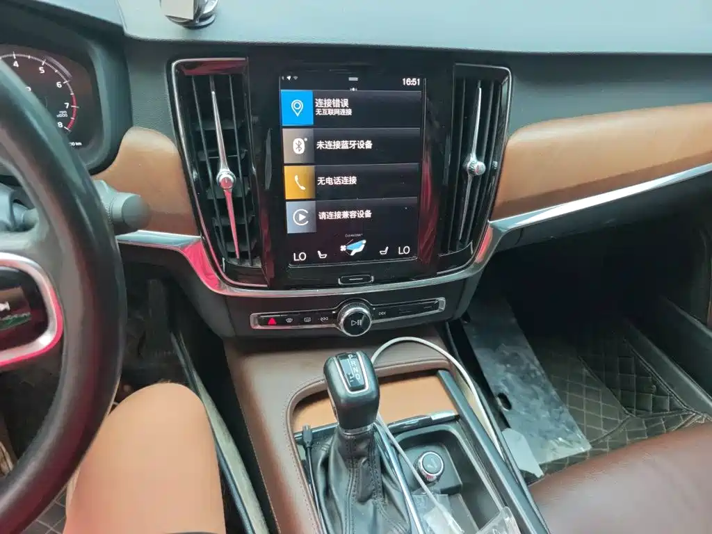 Volvo S90 2019 — фото 14