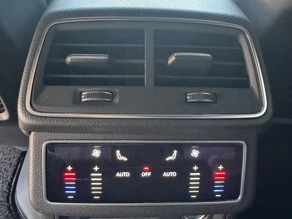 Audi A6L 2023 — фото 27