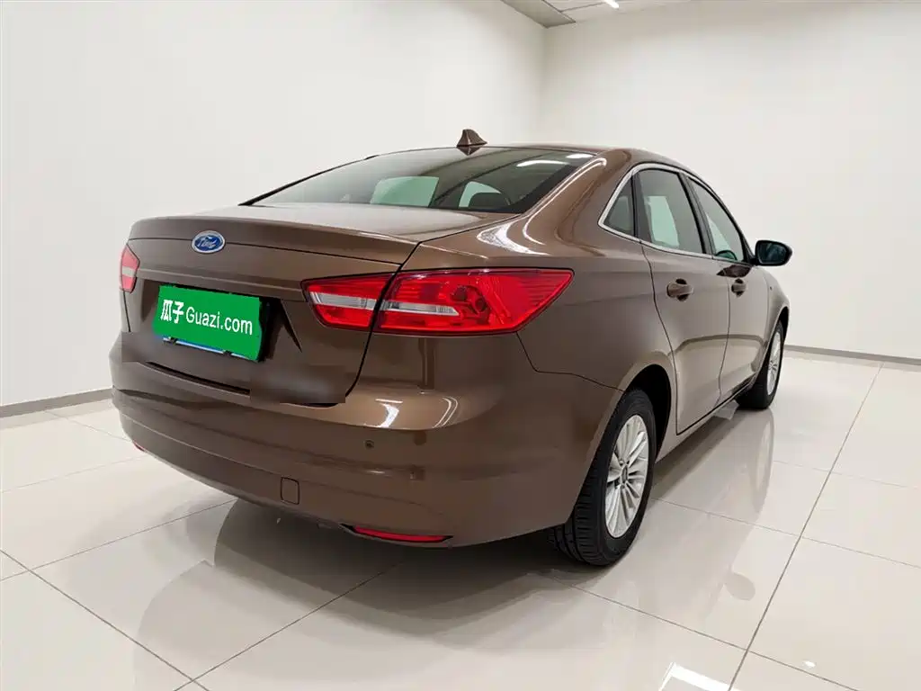 Ford Escort 2016