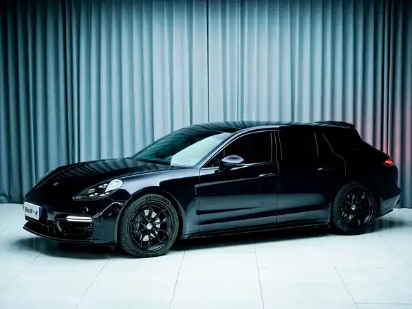 Porsche Panamera 2023