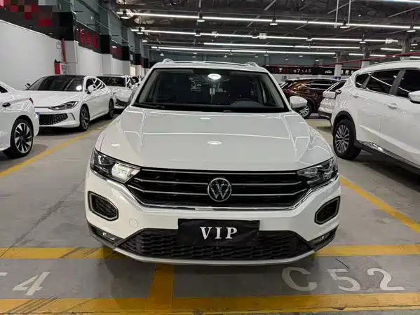 Volkswagen T-Roc 2023