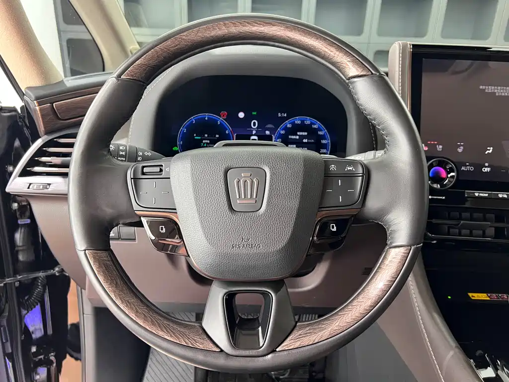 Toyota Vellfire 2024 — фото 21