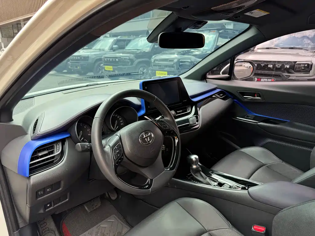 Toyota IZOA 2018 — фото 14