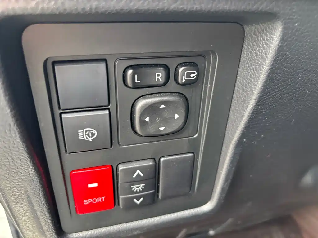 Toyota Prado 2019 — фото 19