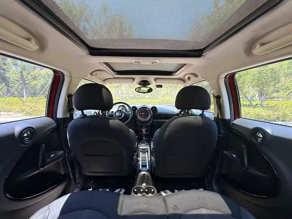 MINI Countryman 2015 — фото 17