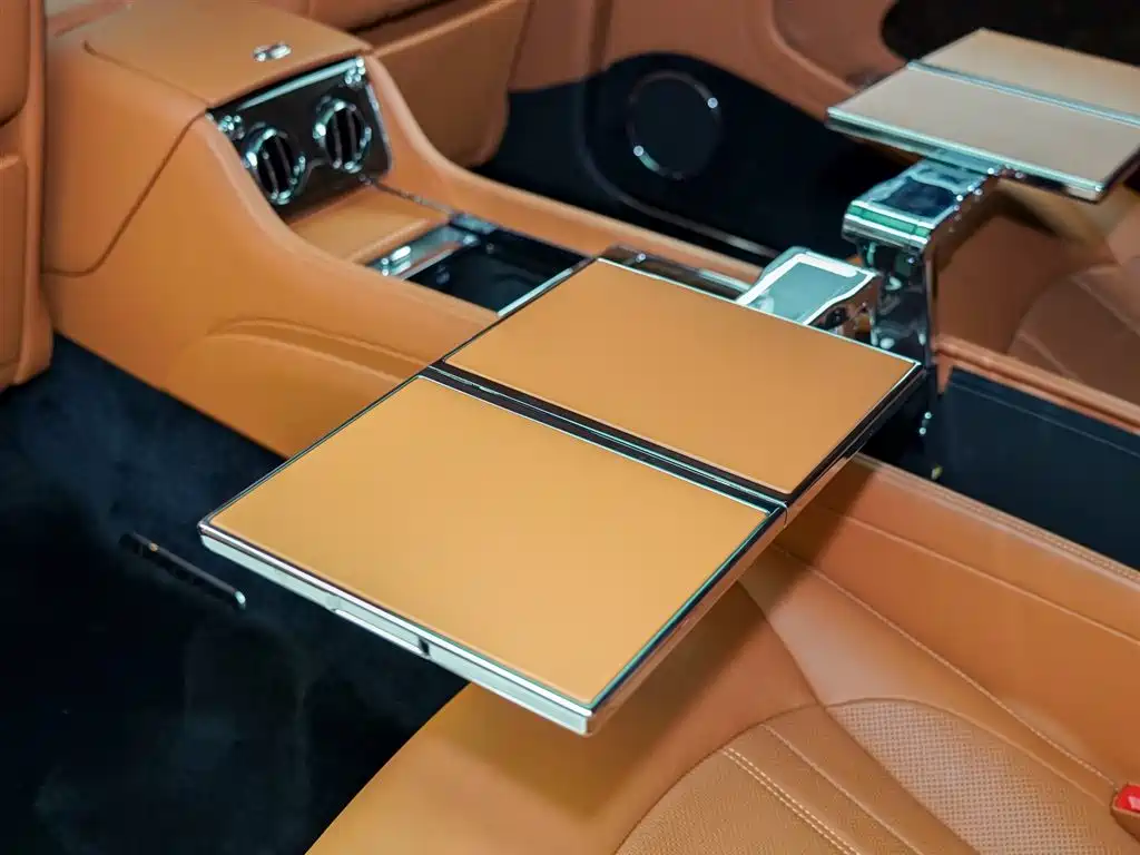 Bentley Mulsanne 2020 — фото 12