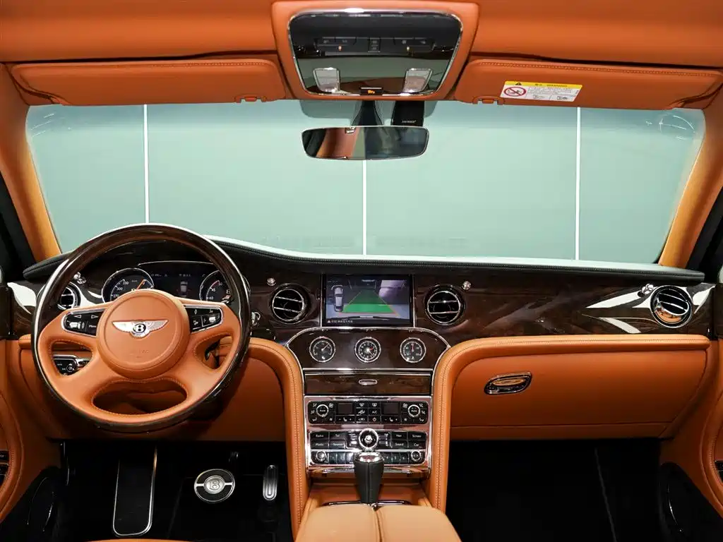 Bentley Mulsanne 2020 — фото 13