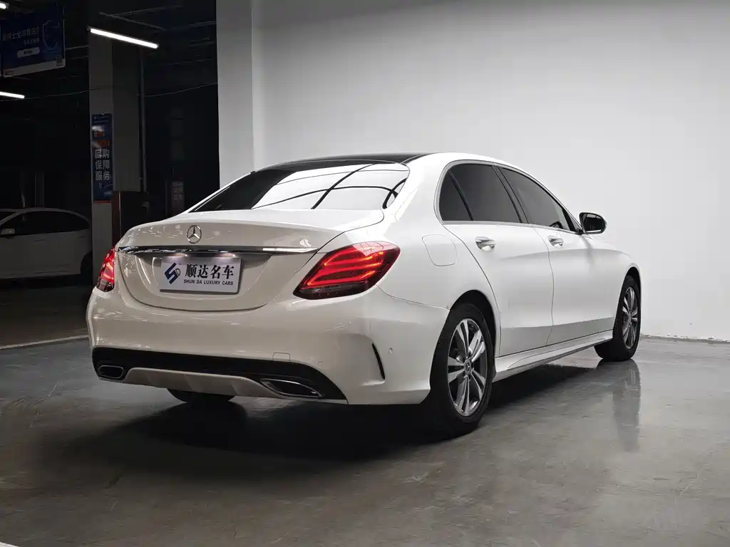 Mercedes-Benz C-Class 2017 — фото 12