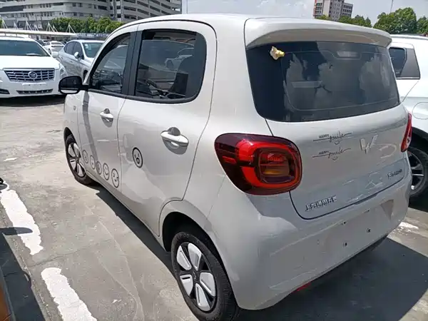 Wuling Hongguang MINIEV 2025
