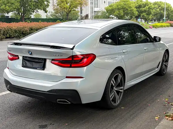 BMW 6 Series GT 2021