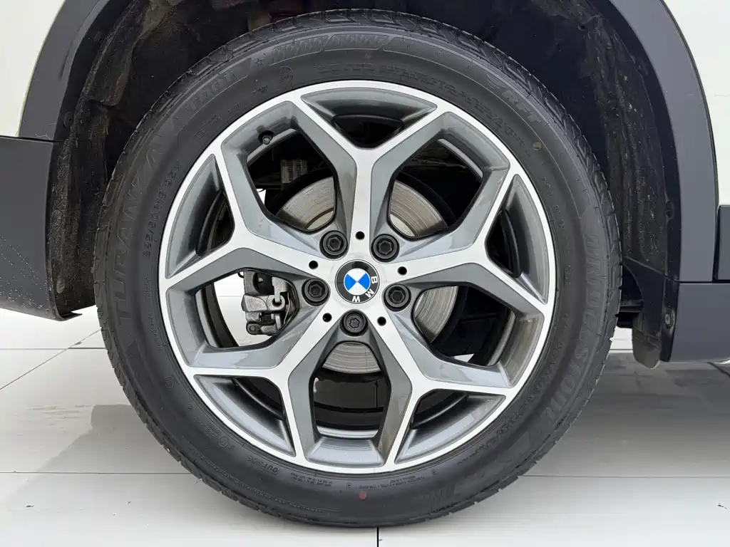 BMW X1 2017 — фото 21