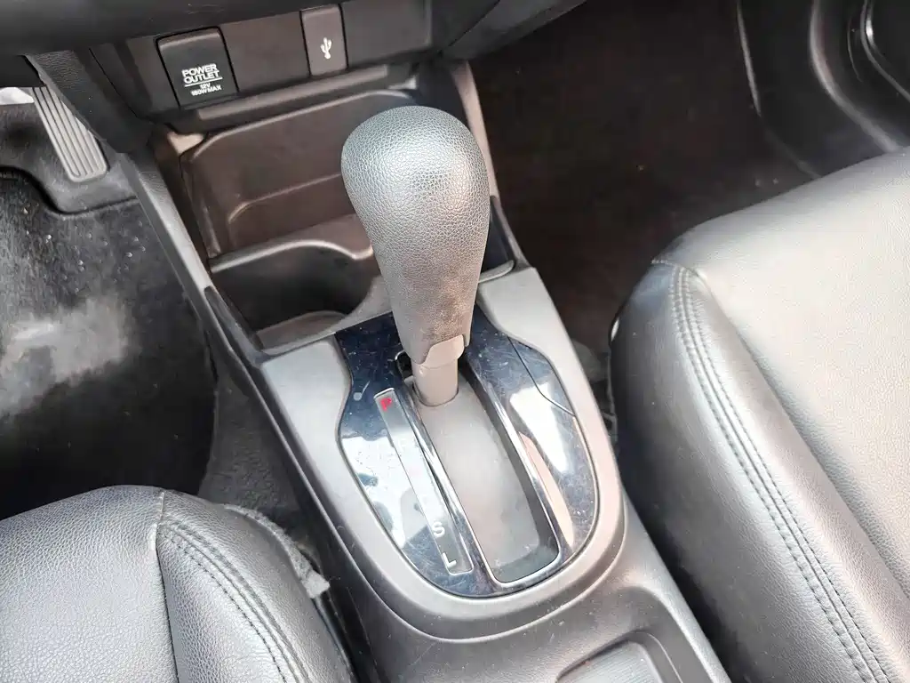 Honda Fit 2014 — фото 18