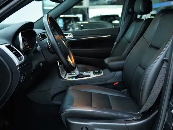 Jeep Grand Cherokee 2020