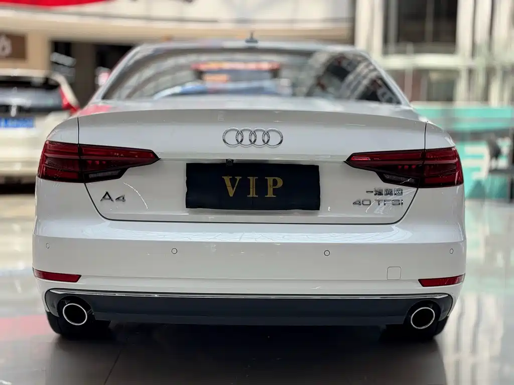 Audi A4L 2017 — фото 8