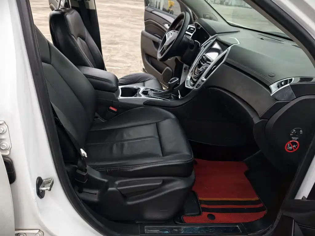 Cadillac SRX 2013 — фото 10