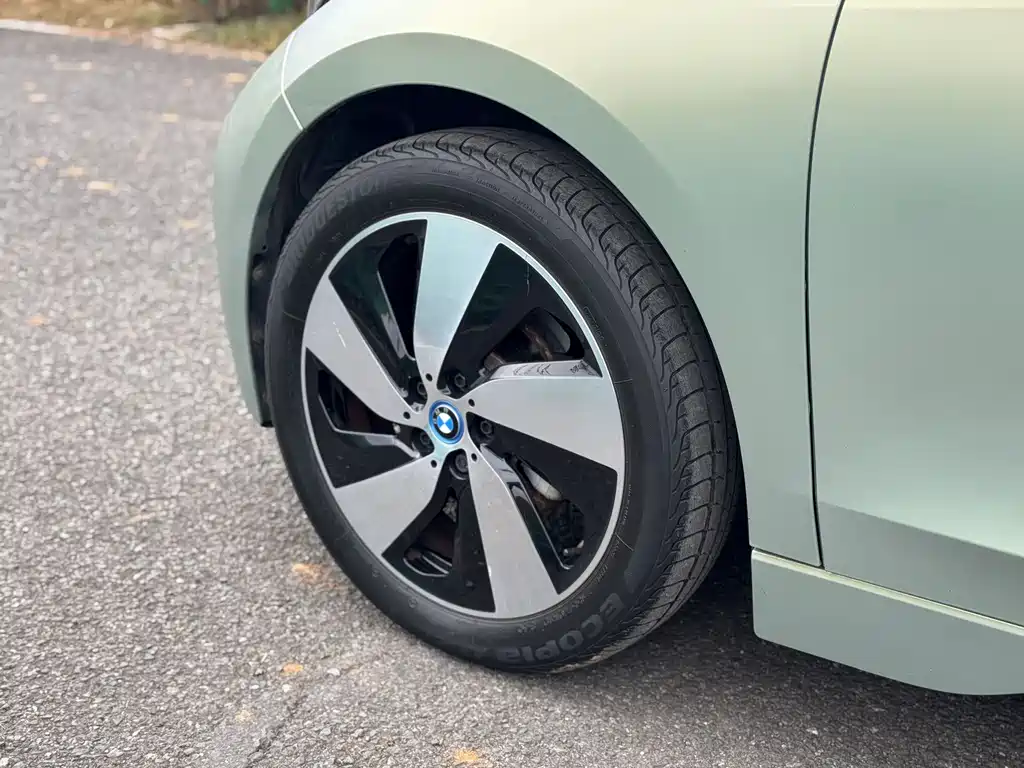 BMW i3 2016 — фото 12