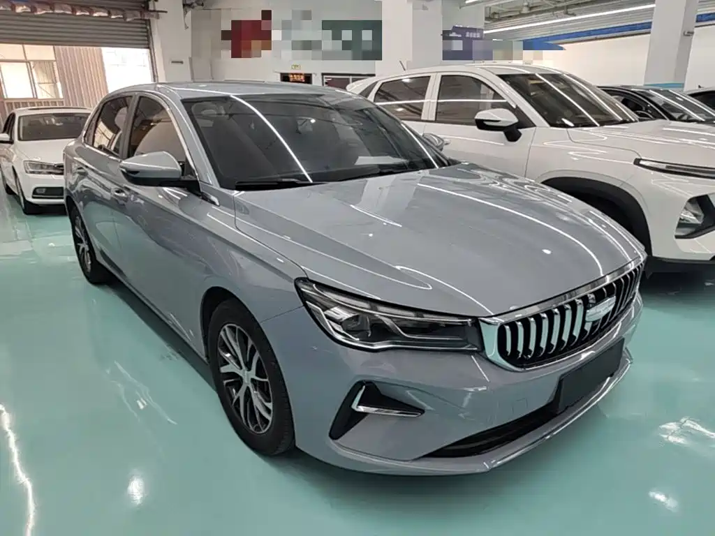 Geely Emgrand 2025