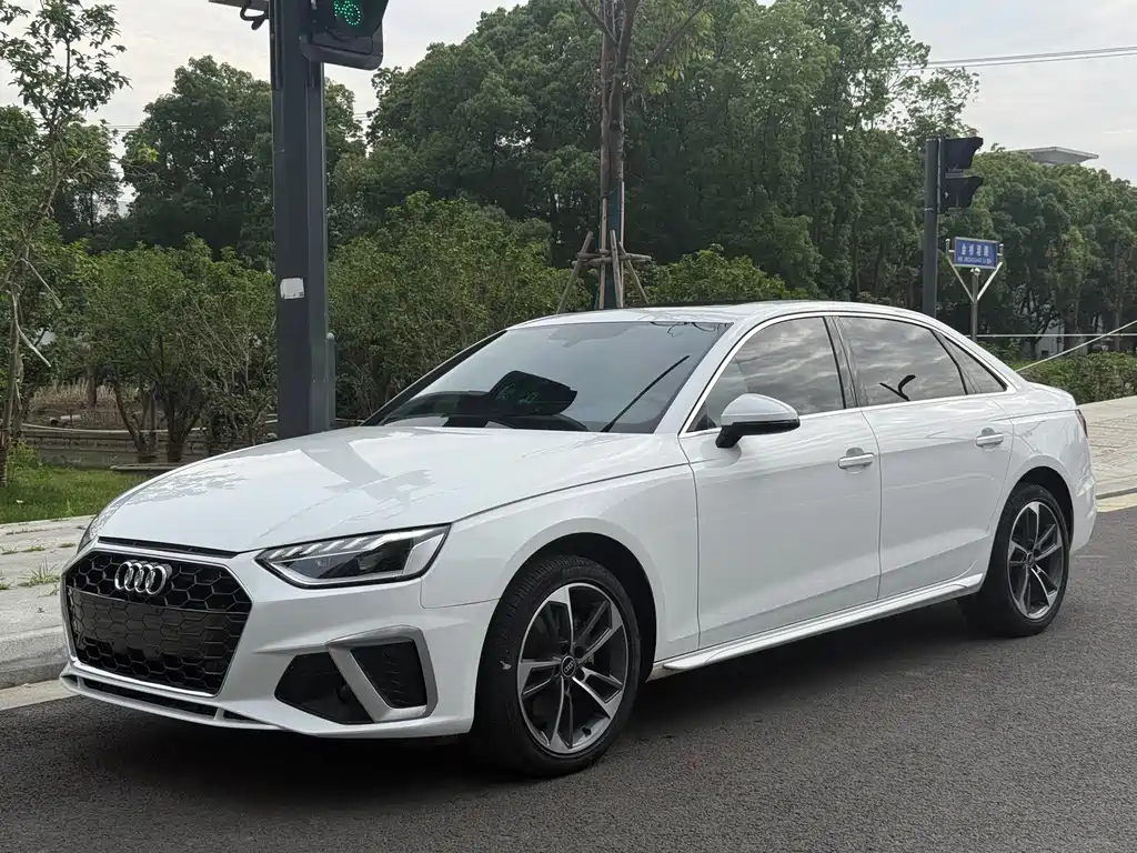 Audi A4L 2024