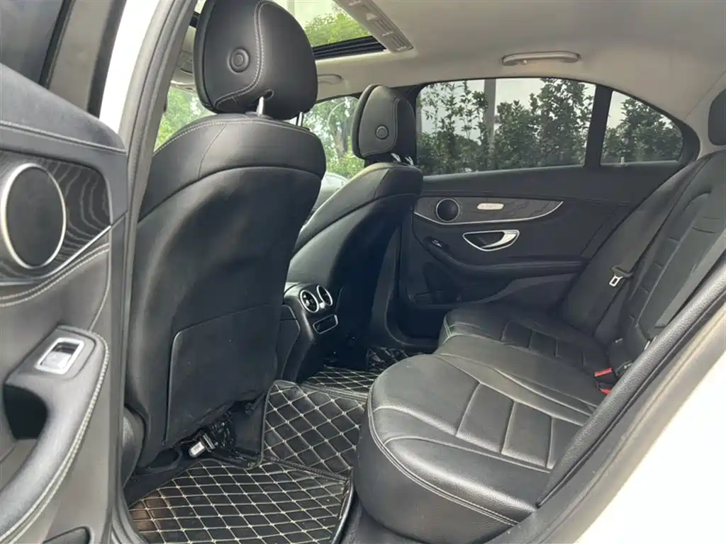 Mercedes-Benz C-Class 2020 — фото 10