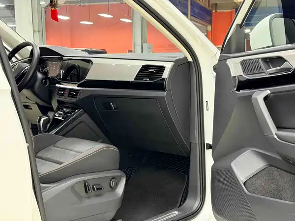 Volkswagen Tayron 2023