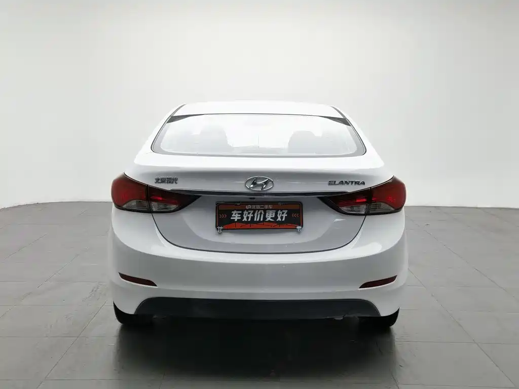 Hyundai Elantra 2017