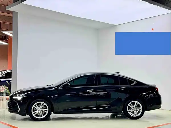 Buick Regal 2024