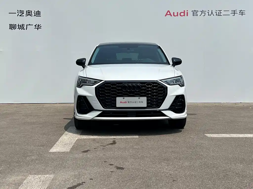 Audi Q3 Sportback 2023 — фото 2