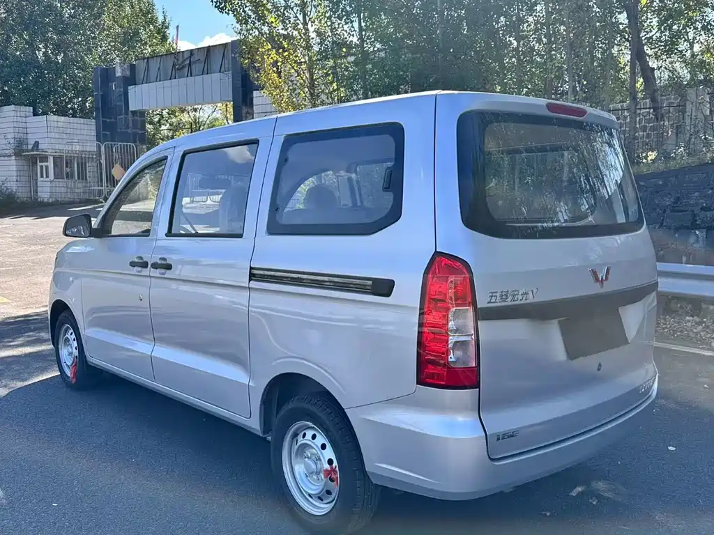 Wuling Hongguang V 2025 — фото 9