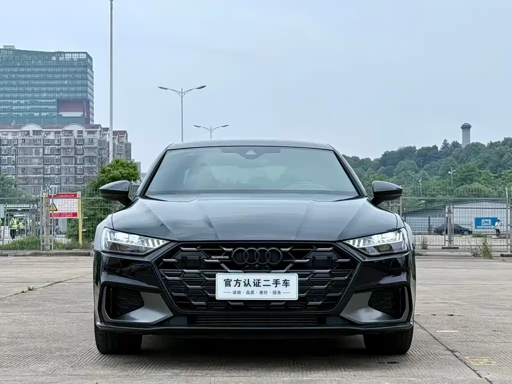 Audi A7L 2025 — фото 2