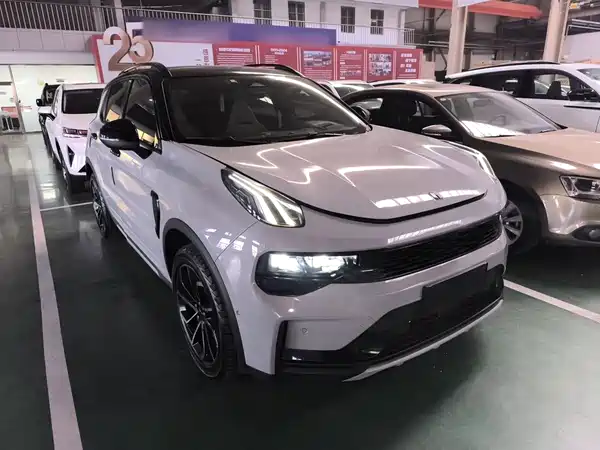 Lynk & Co 01 2023