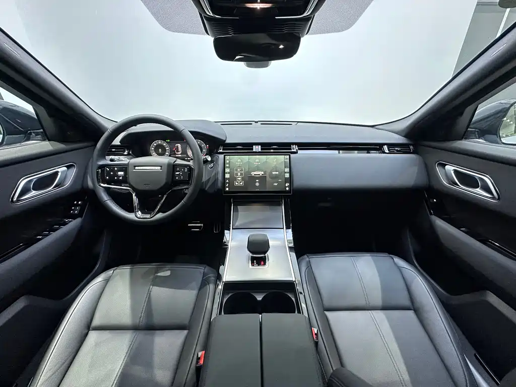 Land Rover Velar 2026 — фото 12