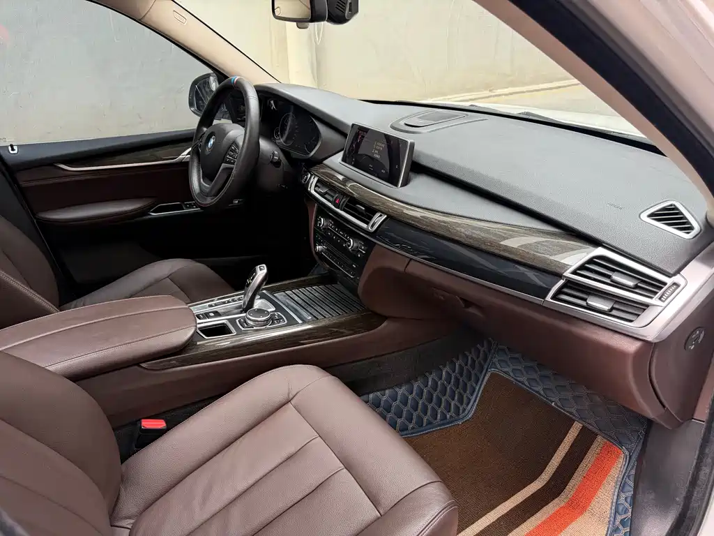 BMW X5 2015 — фото 10