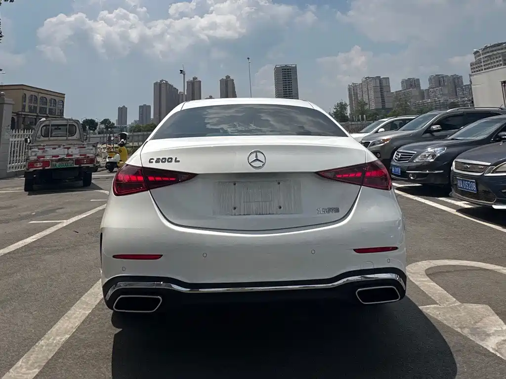 Mercedes-Benz C-Class 2022