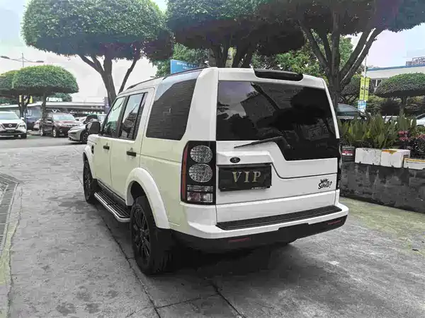 Land Rover Discovery 2014