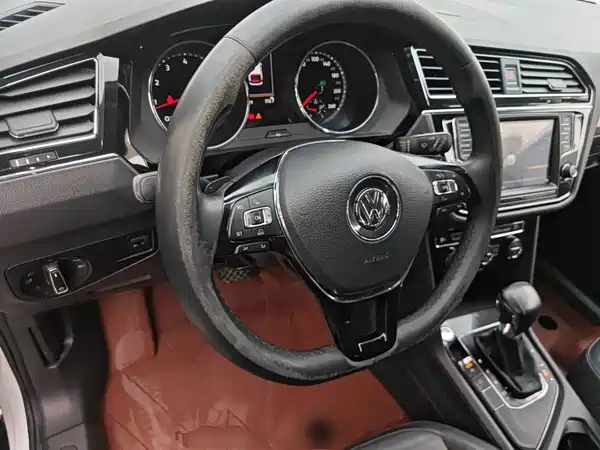 Volkswagen Tiguan L 2018