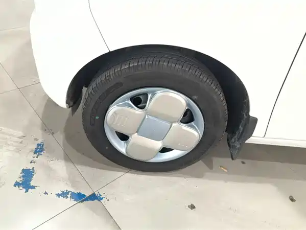 Geely Galaxy Panda 2024