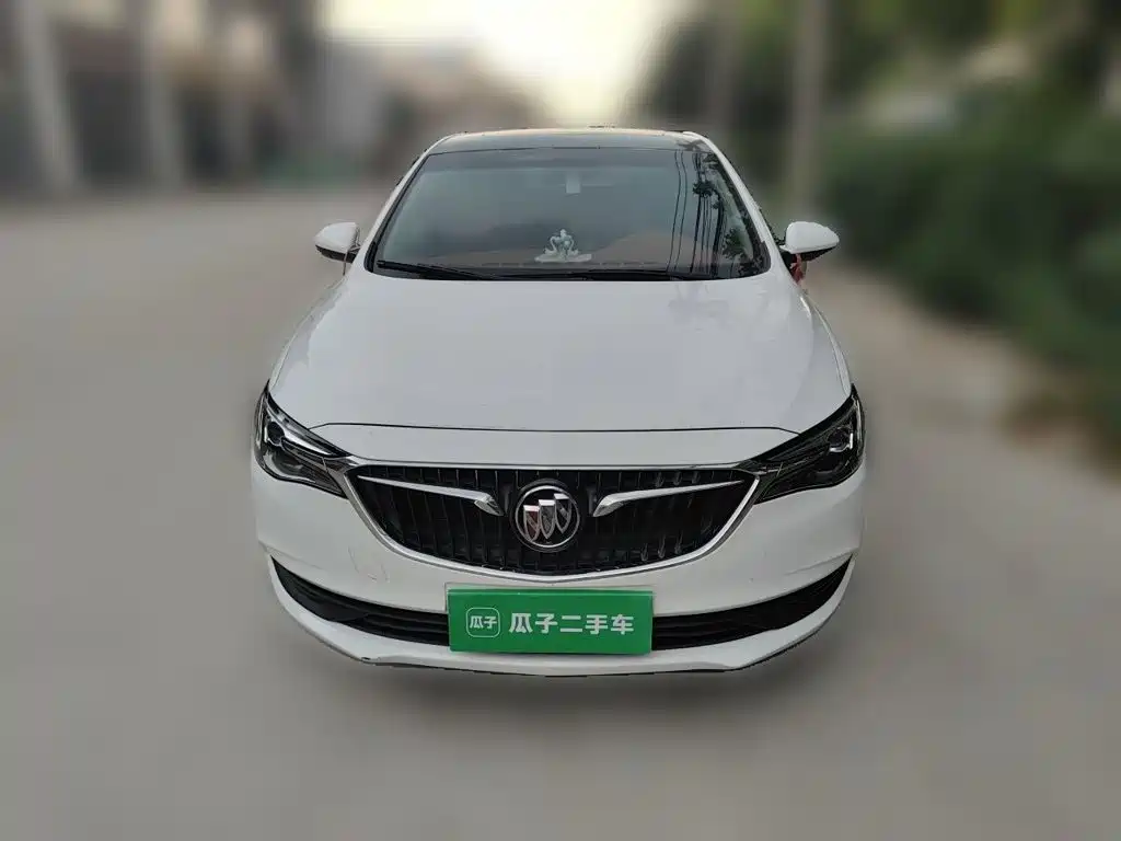 Buick Excelle 2021 — фото 3