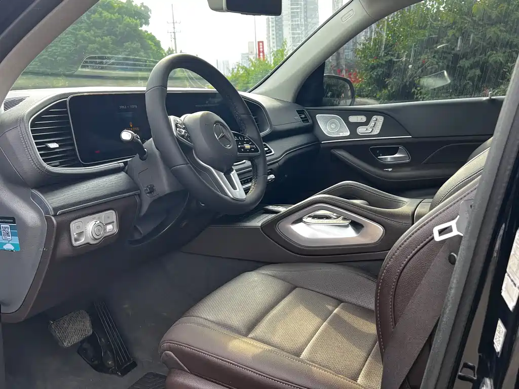 Mercedes-Benz CLS 2020 — фото 14