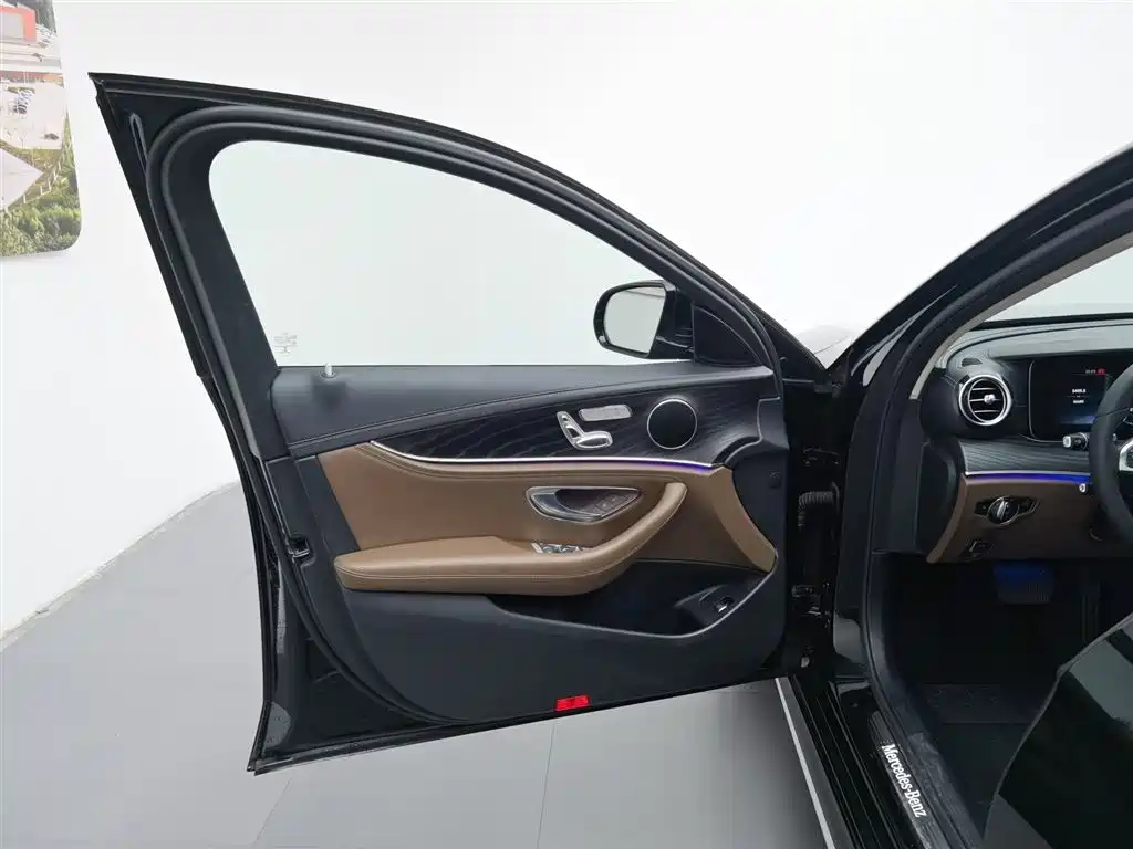 Mercedes-Benz E-Class 2018 — фото 8